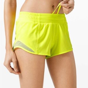 lulemon hotty hot highlight yellow size 2 2.5"